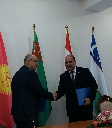 Executive Committee of IFAS and CAREC signed a Memorandum of Understanding
